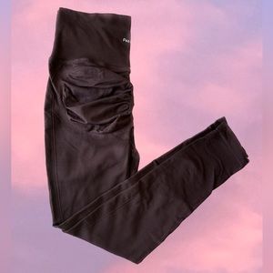 Peachy Bunz Brown Leggings Size Medium